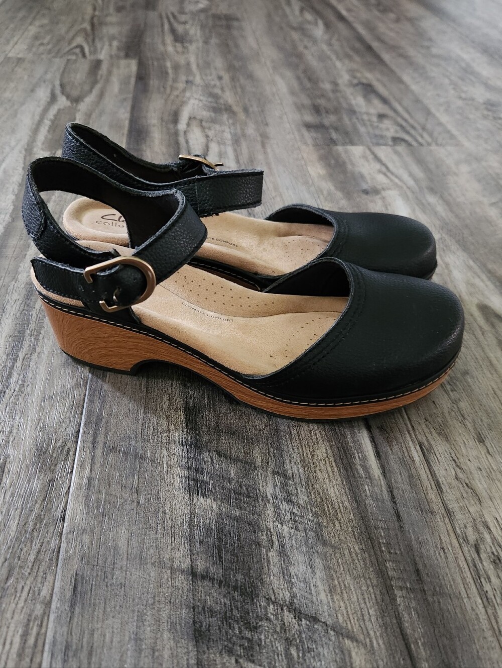 Clarks Paizlee Bay Black Leather Clog Wood-Effect Platform Ankle Strap Sandals - Picture 2 of 10
